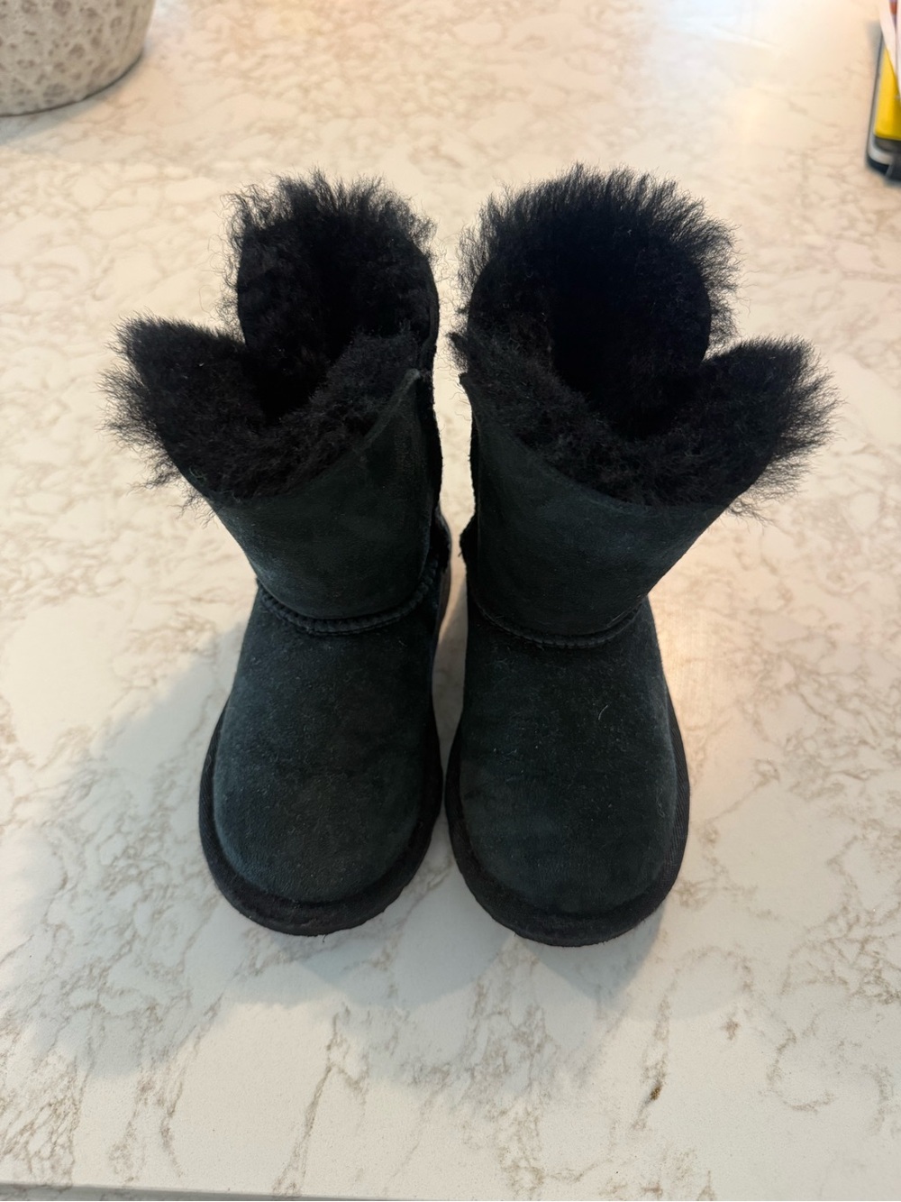 Kids UGG Black Faux-Fur Winter Boots